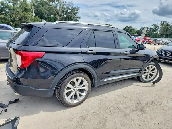 1FM5K8HC2PGA52398 — 2023 Ford Explorer, фото 3 с аукциона Copart, Передняя часть