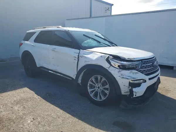 1FMSK7FH8PGA59450 — 2023 Ford Explorer, фото 4 с аукциона Copart, Передняя часть