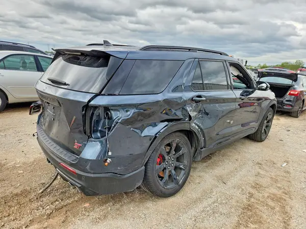 1FM5K8GC6PGC11621 — 2023 Ford Explorer, фото 3 с аукциона Copart, Боковая часть