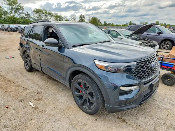 1FM5K8GC6PGC11621 — 2023 Ford Explorer, фото 4 с аукциона Copart, Боковая часть