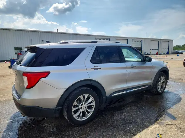 1FMSK7FH6PGA56109 — 2023 Ford Explorer, фото 3 с аукциона Copart, Передняя часть