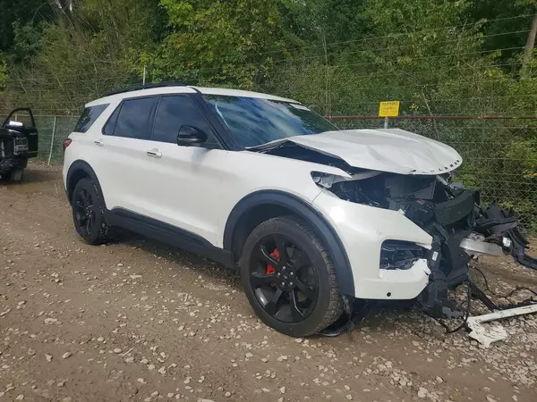 1FM5K8GC2PGB16568 — 2023 Ford Explorer, фото 4 с аукциона Copart, Передняя часть