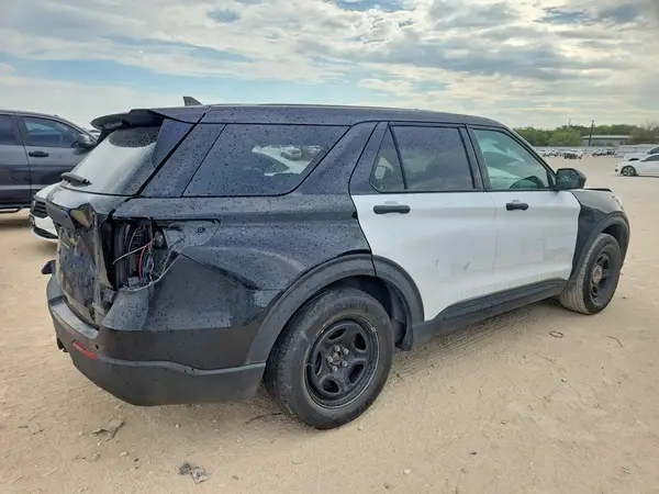 1FM5K8AB1RGA68399 — 2024 Ford Explorer, фото 3 с аукциона Copart 08.10.2026, Повреждения со всех сторон