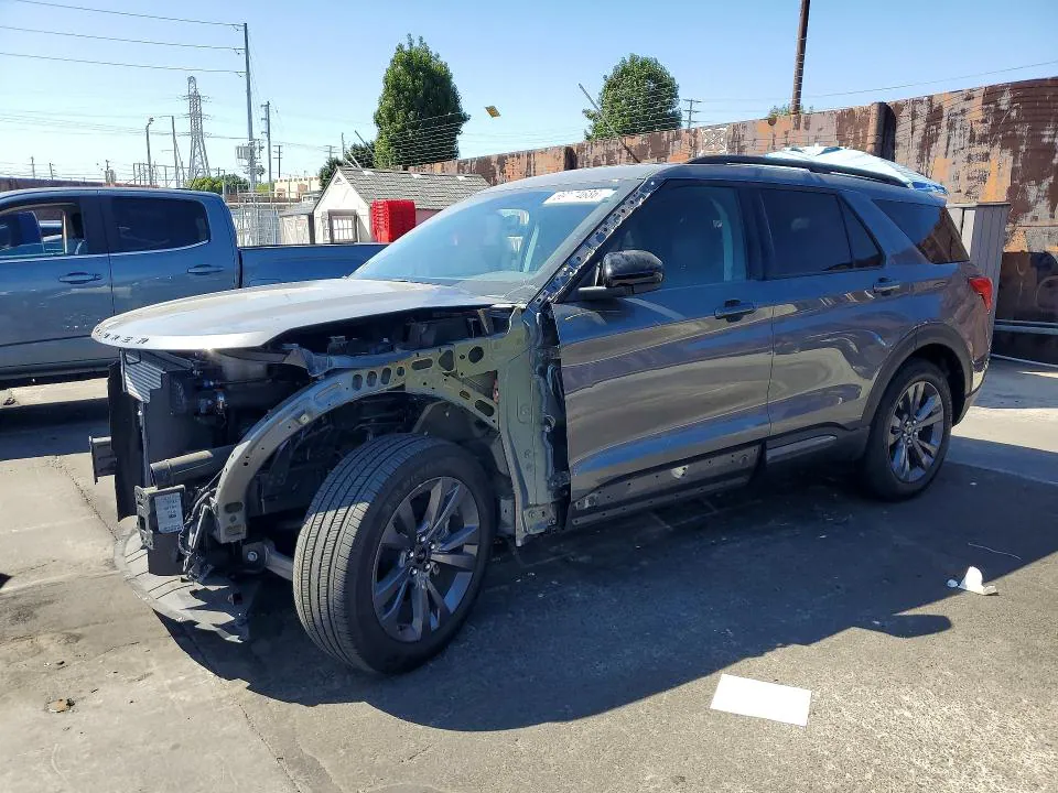 2024 Ford Explorer VIN 1FMSK7DH2RGA17538 фото 1