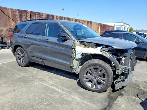 2024 Ford Explorer VIN 1FMSK7DH2RGA17538 фото 4