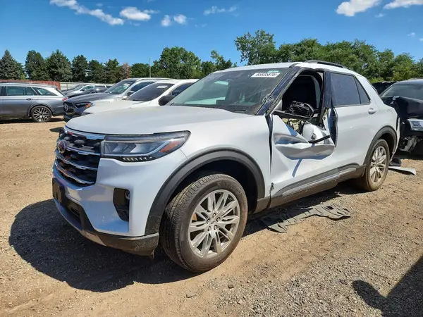 1FMUK8DH9SGB92938 — 2025 Ford Explorer, Повреждения со всех сторон (All Over), фото до ремонта