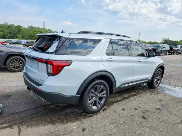 1FMUK8DH4SGC62636 — 2025 Ford Explorer, фото 3 с аукциона Copart, Передняя часть