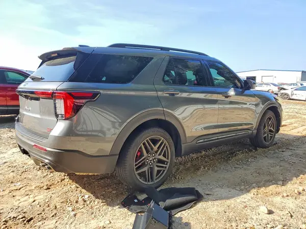 1FMWK8GCXSGB24723 — 2025 Ford Explorer, фото 3 с аукциона Copart 13.10.2026, Передняя часть