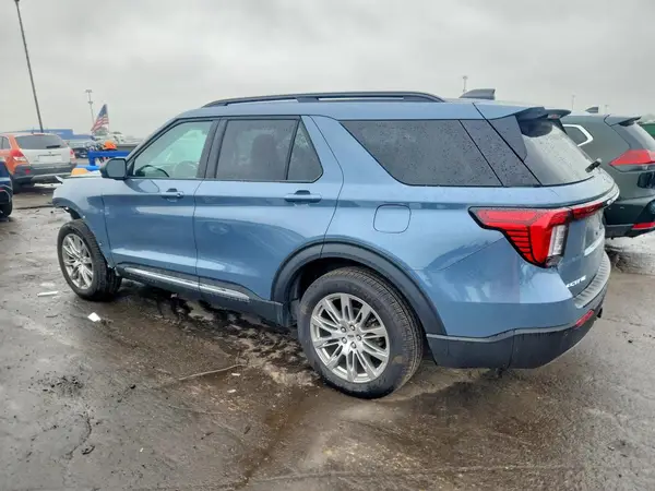 1FMUK8DH5SGB82617 — 2025 Ford Explorer, фото 2 с аукциона Copart, Передняя часть