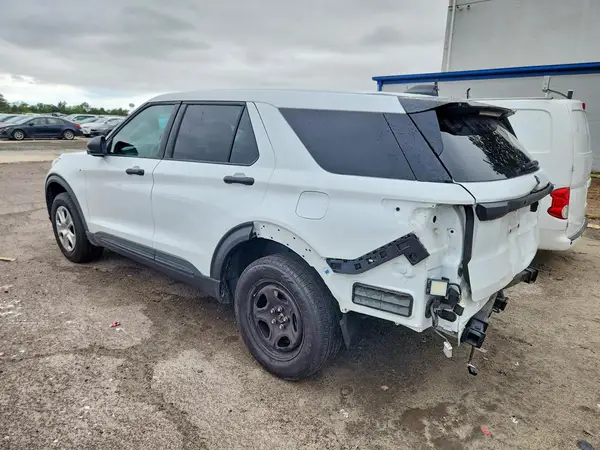 1FM5K8AB4SGB92530 — 2025 Ford Explorer, фото 2 с аукциона Copart, Задняя часть