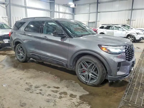 1FMWK8GC8SGB69000 — 2025 Ford Explorer, фото 4 с аукциона Copart, Задняя часть
