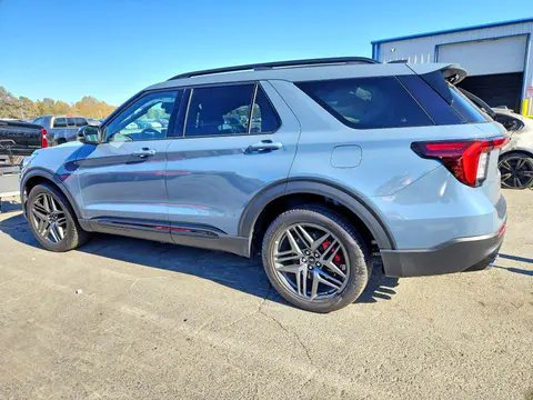 2025 Ford Explorer VIN 1FMWK8GC0SGC15418 фото 2