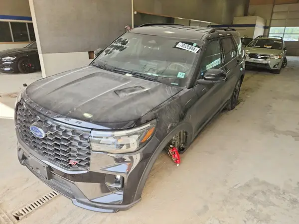1FMWK8GC2SGC54382 — 2025 Ford Explorer, Передняя часть (Front End), фото до ремонта