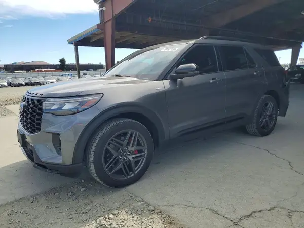 1FMUK8KH3SGC18579 — 2025 Ford Explorer, Задняя часть (Rear End), фото до ремонта