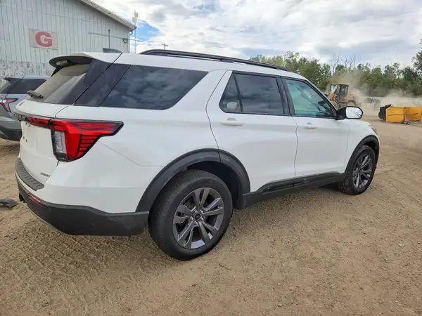 1FMUK8DH1TGA07072 — 2026 Ford Explorer, фото 3 с аукциона Copart, Передняя часть