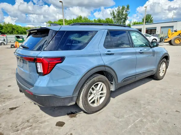 1FMUK7DH6TGA71313 — 2026 Ford Explorer, фото 3 с аукциона Copart, Боковая часть