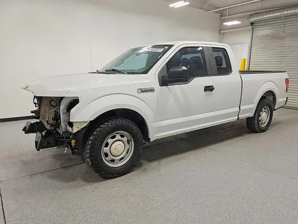 1FTEX1C85GFA38050 — 2016 Ford F-150, Передняя часть (Front End), фото до ремонта