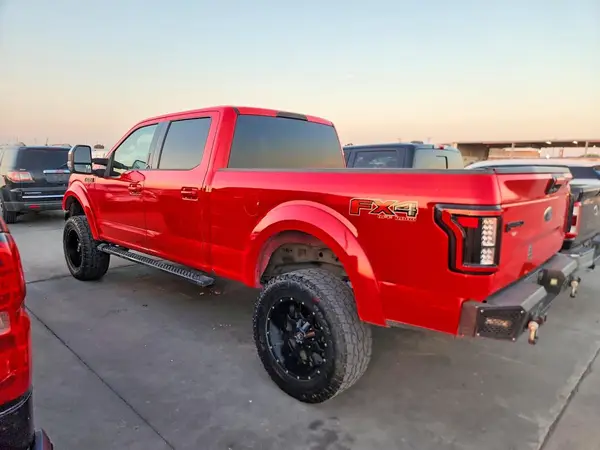 1FTFW1EG5GKF73513 — 2016 Ford F-150, фото 2 с аукциона Copart 28.09.2026, Естественный износ