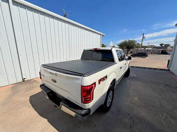 1FTEW1EF4GFC55670 — 2016 Ford F-150, фото 4 с аукциона Copart, Мелкие вмятины и царапины