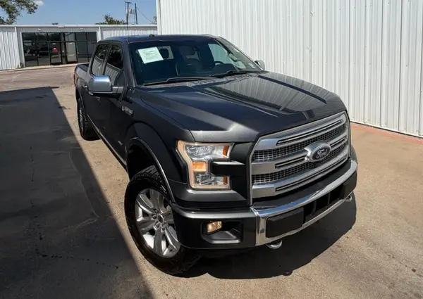 1FTEW1EG6GFB64196 — 2016 Ford F-150, Мелкие вмятины и царапины (Minor Dent/Scratches), фото до ремонта