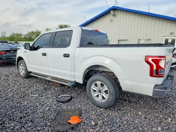 1FTEW1CF2HFB34642 — 2017 Ford F-150, фото 2 с аукциона Copart, Подтопление