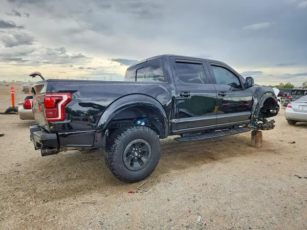 1FTFW1RG7HFA80436 — 2017 Ford F-150, фото 3 с аукциона Copart, Боковая часть