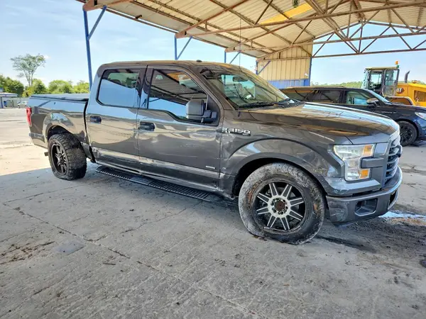 1FTEW1CPXHKD12247 — 2017 Ford F-150, фото 4 с аукциона Copart, Боковая часть