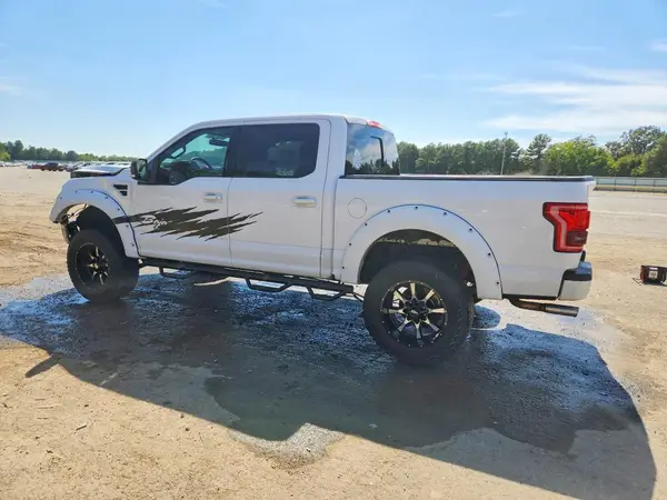 1FTEW1EF7HKC22056 — 2017 Ford F-150, фото 2 с аукциона Copart, Передняя часть