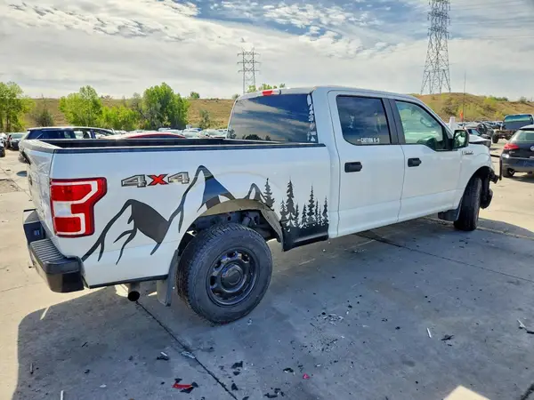 1FTFW1E54JFC47930 — 2018 Ford F-150, фото 3 с аукциона Copart 05.10.2026, Передняя часть