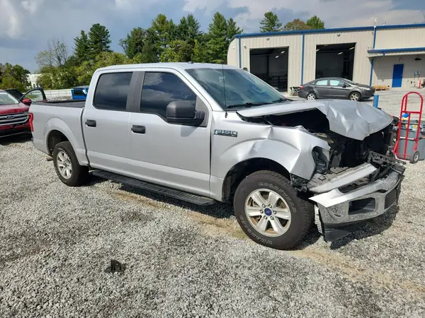 1FTEW1CG1JFA72617 — 2018 Ford F-150, фото 4 с аукциона Copart, Передняя часть