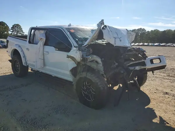 1FTEW1EG4JFD41223 — 2018 Ford F-150, фото 4 с аукциона Copart, Передняя часть