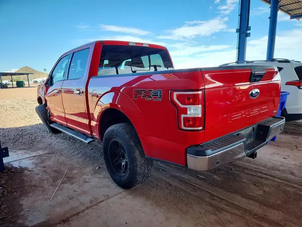 1FTEW1EGXJFD44045 — 2018 Ford F-150, фото 2 с аукциона Copart 29.09.2026, Передняя часть