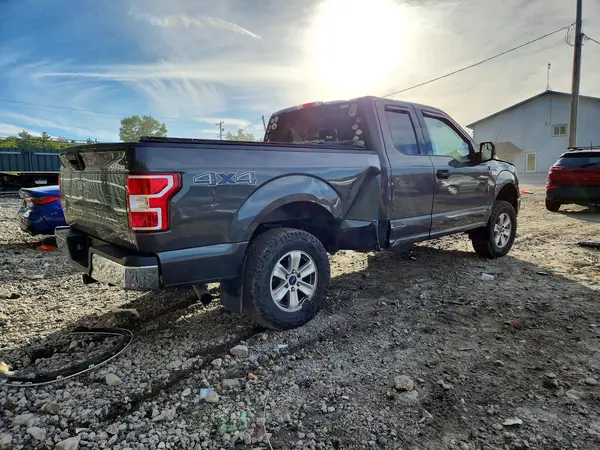 1FTFX1E56JKC75720 — 2018 Ford F-150, фото 3 с аукциона Copart 01.10.2026, Крыша