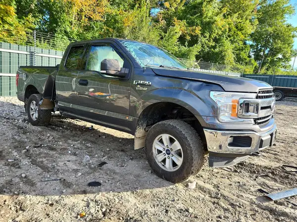 1FTFX1E56JKC75720 — 2018 Ford F-150, фото 4 с аукциона Copart 01.10.2026, Крыша