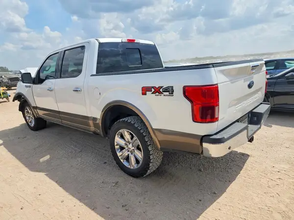 1FTEW1E58JFE67292 — 2018 Ford F-150, фото 2 с аукциона Copart, Передняя часть