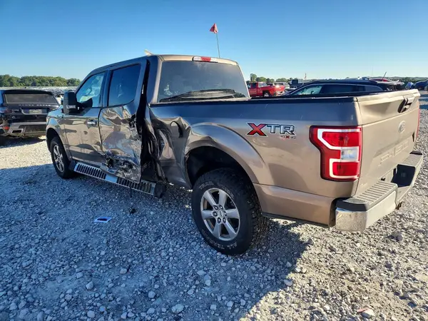1FTFW1E56JKF46150 — 2018 Ford F-150, фото 2 с аукциона Copart, Боковая часть