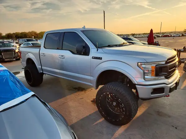 1FTEW1E57JKE65105 — 2018 Ford F-150, фото 4 с аукциона Copart, Ходовая часть