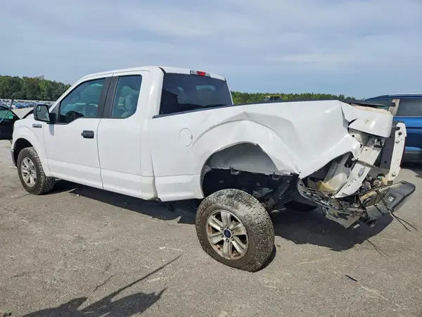 1FTEX1CB2KKE61082 — 2019 Ford F-150, фото 2 с аукциона Copart 13.10.2026, Задняя часть
