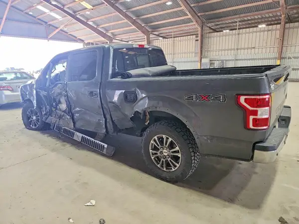 1FTFW1E19KFC63846 — 2019 Ford F-150, фото 2 с аукциона Copart 06.10.2026, Боковая часть
