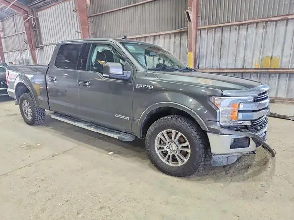 1FTFW1E19KFC63846 — 2019 Ford F-150, фото 4 с аукциона Copart 06.10.2026, Боковая часть