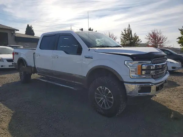 1FTFW1E4XLKE65324 — 2020 Ford F-150, фото 4 с аукциона Copart, Передняя часть