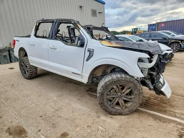 1FTFW1ED0NFB80689 — 2022 Ford F-150, фото 4 с аукциона Copart 05.10.2026, Пожар