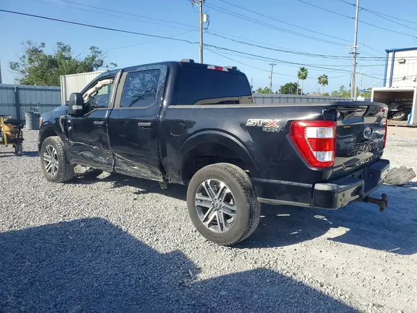 1FTFW1E56NFA61814 — 2022 Ford F-150, фото 2 с аукциона Copart 06.10.2026, Боковая часть