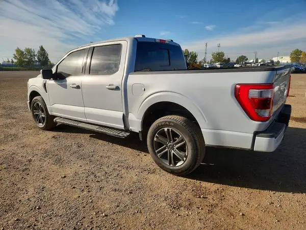 1FTFW1E84NKD15912 — 2022 Ford F-150, фото 2 с аукциона Copart 29.09.2026, Передняя часть