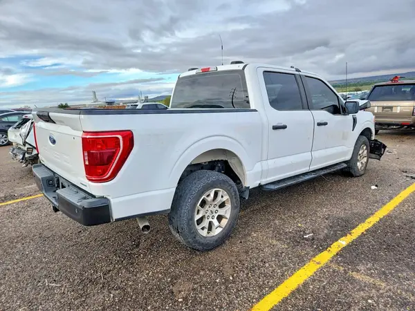 1FTFW1P8XNKE01044 — 2022 Ford F-150, фото 3 с аукциона Copart, Передняя часть