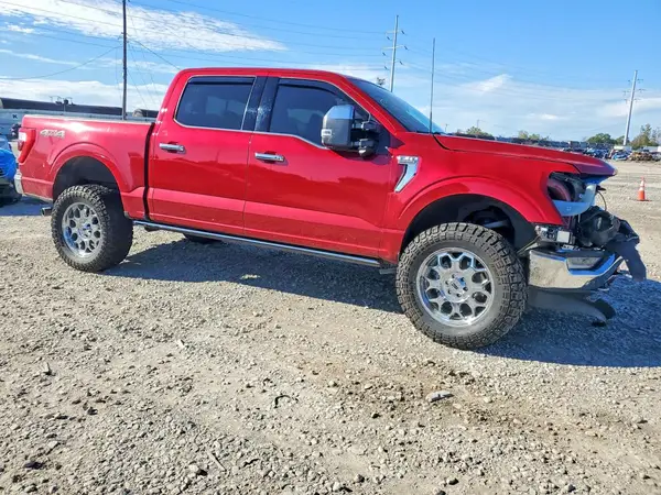 1FTFW1E56NFC01912 — 2022 Ford F-150, фото 4 с аукциона Copart, Передняя часть