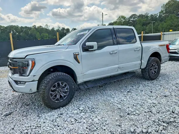 1FTEW1E80PFB92357 — 2023 Ford F-150, Боковая часть (Side), фото до ремонта