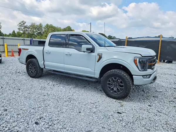 1FTEW1E80PFB92357 — 2023 Ford F-150, фото 4 с аукциона Copart, Боковая часть