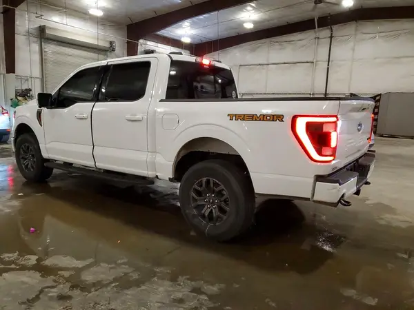 1FTEW1E81PFC90989 — 2023 Ford F-150, фото 2 с аукциона Copart, Подтопление