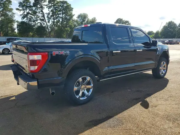 1FTFW1E87PFC23835 — 2023 Ford F-150, фото 3 с аукциона Copart, Боковая часть